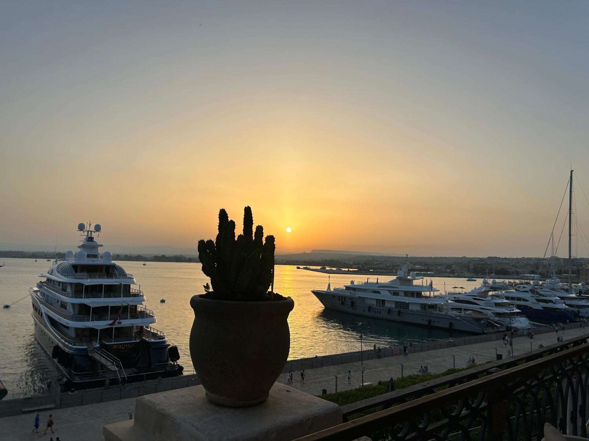 Aqua Suites Doria シラクーサ エクステリア 写真